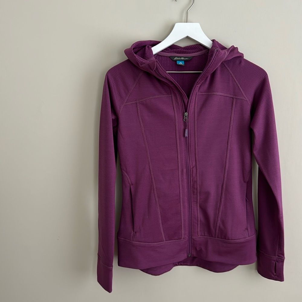 Eddie Bauer jacket. Size small. Never worn!